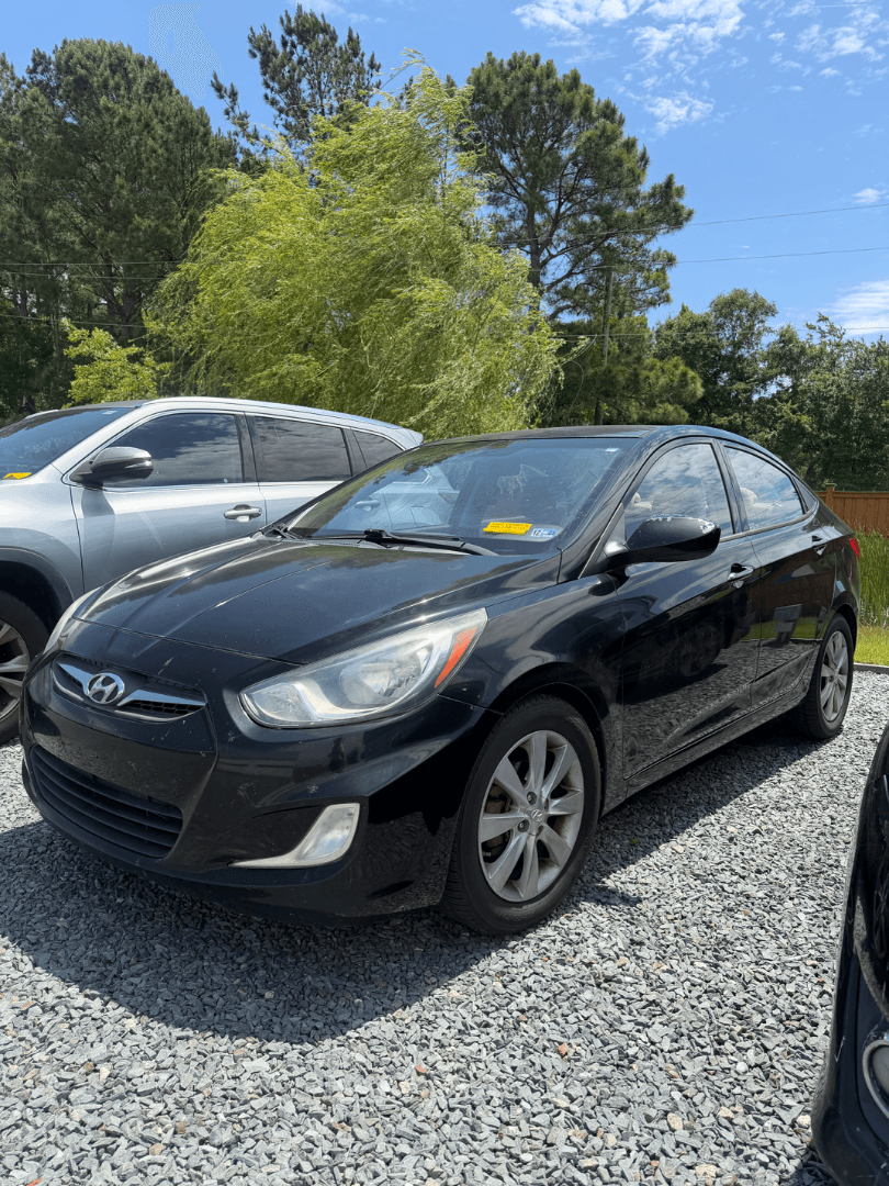 2013 Hyundai Accent - Photo 1 of 1