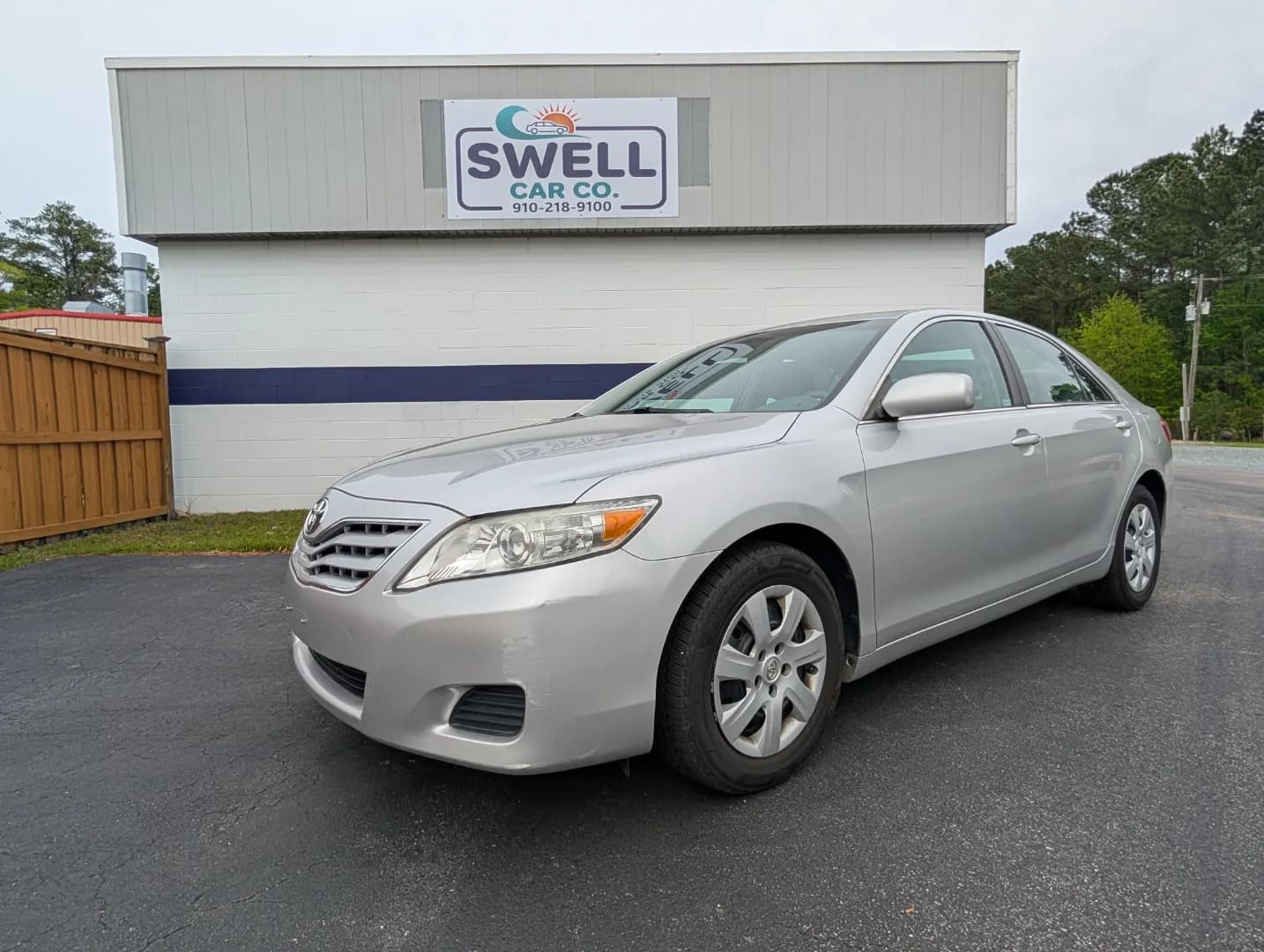 2011 Toyota Camry - Photo 1 of 20